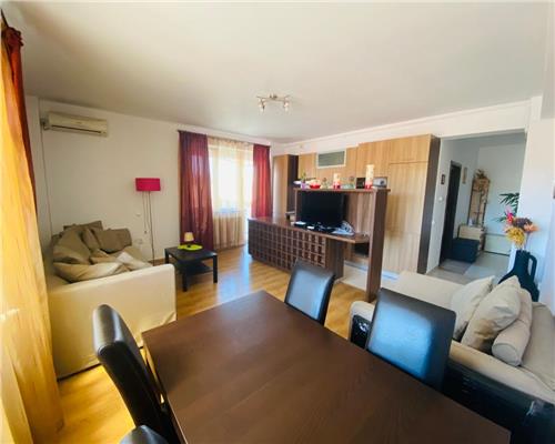 Apartament 3 camere balcon si garaj Parcul Sub Arini