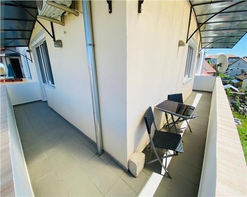Apartament 3 camere balcon si garaj Parcul Sub Arini