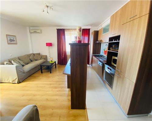 Apartament 3 camere balcon si garaj Parcul Sub Arini