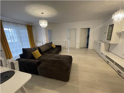 Apartament modern cu 3 camere terasa si 2 parcari in zona Centrala