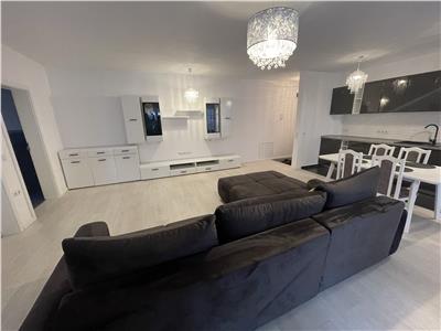 Apartament modern cu 3 camere terasa si 2 parcari in zona Centrala