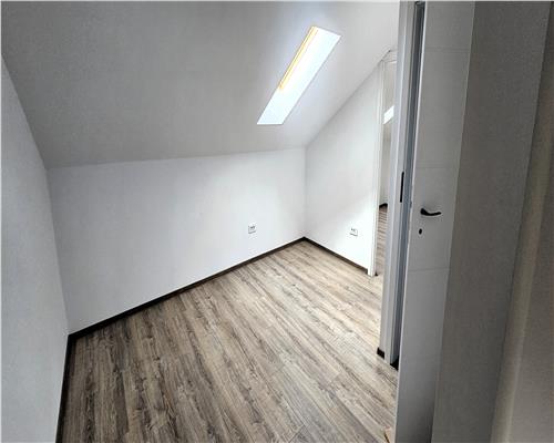 Apartament 4 camere 109mp pe 2 nivele zona Cartierul Arhitectilor