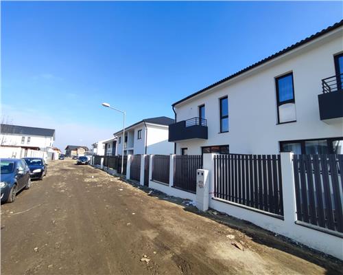 Casa intabulata cu 4 camere 2 bai in zona Calea Cisnadiei
