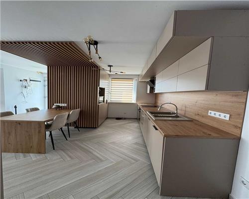 Casa 5 camere 2 bai 4 locuri de parcare si 280 mp teren pe Calea Cisnadiei