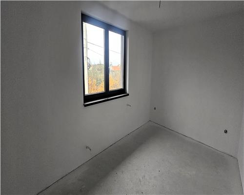 Casa Individuala 5 camere 159mp pivnita 30mp teren 300mp Terezian