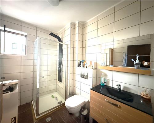 Apartament utilat 3 camere balcon parcare Doamna Stanca