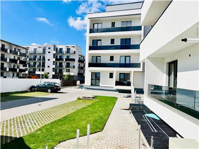 Apartament nou de lux cu 3 camere 2 bai parcare zona Centrala
