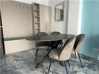 Apartament nou de lux cu 3 camere 2 bai parcare zona Centrala