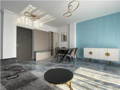 Apartament nou de lux cu 3 camere 2 bai parcare zona Centrala