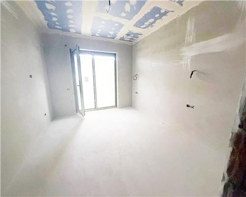 Casa individuala cu 4 camere 3 bai si 390 mp teren in Sura Mica