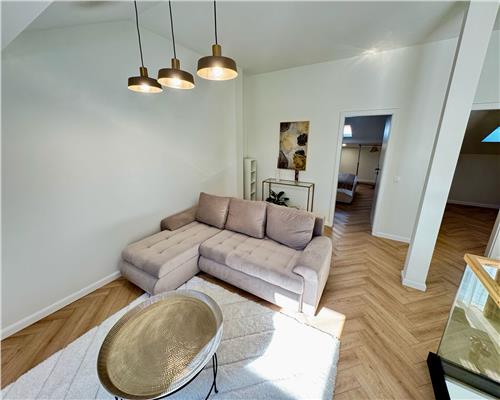 Penthouse mobilat lux 118 mpu cu 5 camere 3 bai balcon