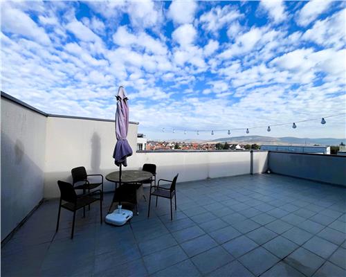 Penthouse de Lux 76mp 3 camere 2 bai terasa 46mp in City Residence