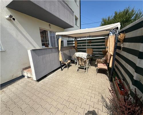 Apartament 2 camere cu 48 mp gradina si parcare pe Calea Cisnadiei