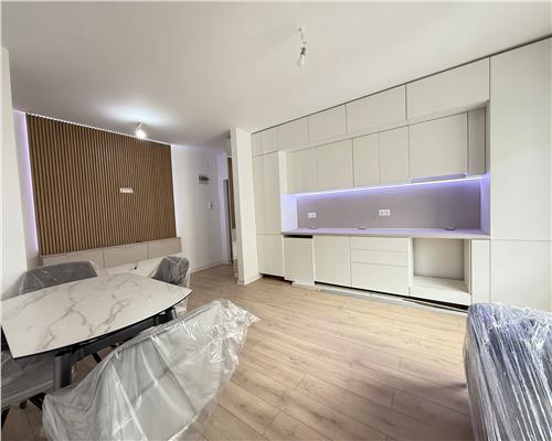 Apartament nou cu 3 camere balcon si parcare zona Rahovei