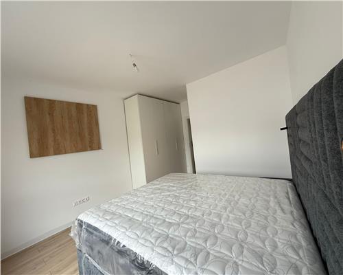 Apartament nou cu 3 camere balcon si parcare zona Rahovei
