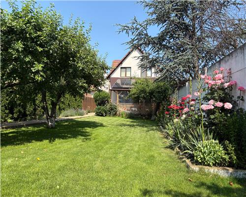 Casa individuala moderna 5 camere si curte 450 mp pe Calea Poplacii