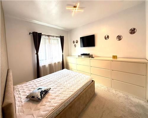 Apartament mobilat 3 camere etaj 2 balcon boxa in Arhitectilor