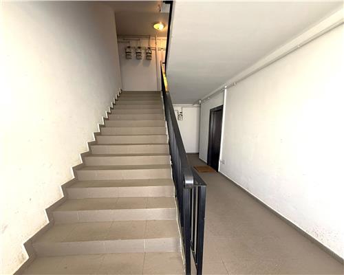 Apartament mobilat 3 camere etaj 2 balcon boxa in Arhitectilor