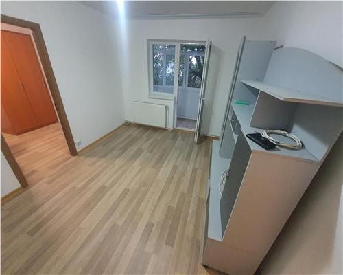 Apartament etaj 1 Rahova 37 mp cu balcon