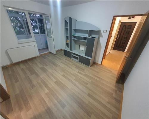 Apartament etaj 1 Rahova 37 mp cu balcon