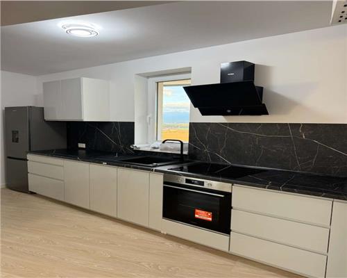 Apartament de lux 3 camere terasa de 23 mp in Evolution