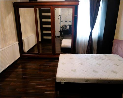 Apartament 3 camere decomandat 58mp in Cartierul Alma