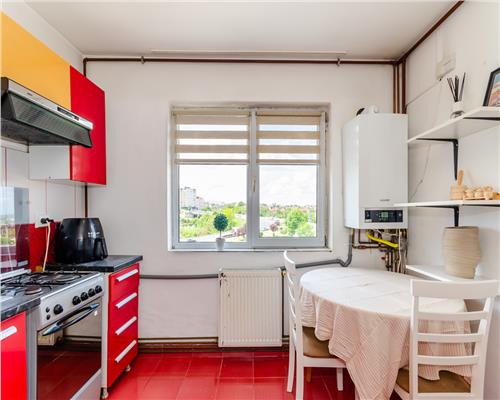 Apartament modern 3 camere dressing si 88 mp utili zona Stefan Cel Mare