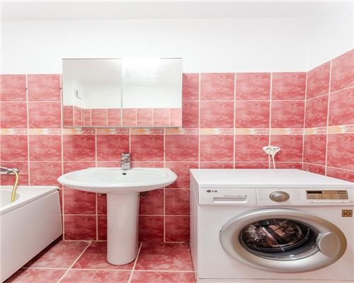 Apartament modern 3 camere dressing si 88 mp utili zona Stefan Cel Mare