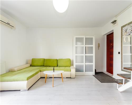 Apartament modern 3 camere dressing si 88 mp utili zona Stefan Cel Mare