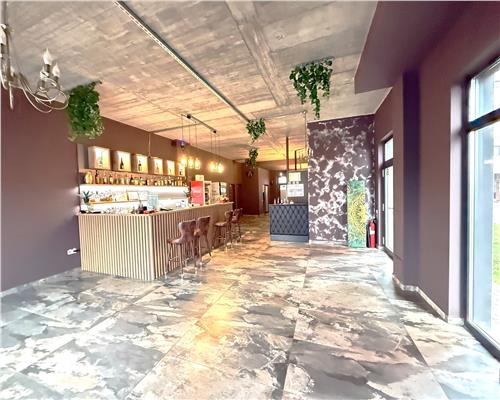Spatiu comercial 128 mpu 8 parcari pretabil restaurant