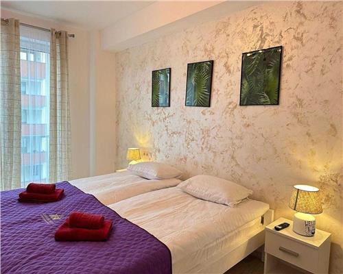 Apartament de lux 3 camere 2 bai parcare si terasa in Cartier Balanta