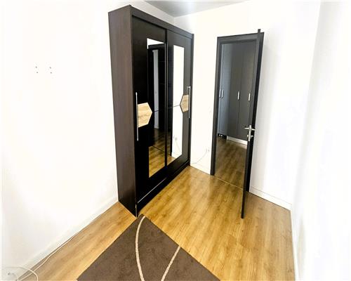Apartament 3 camere decomandat 81mp 2 balcoane zona Supeco