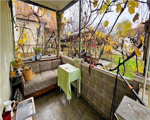 Casa individuala S+P 215mp cu pivnita teren 900mp zona