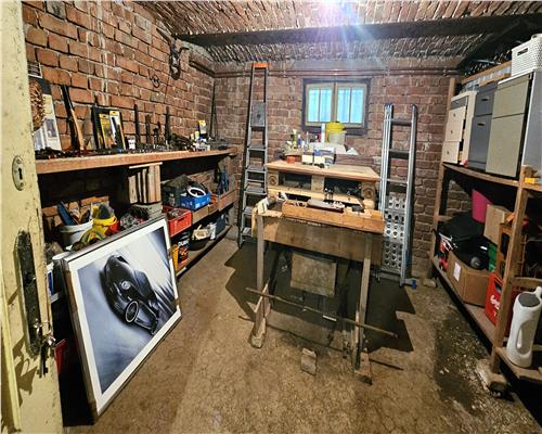 Casa individuala S+P 215mp cu pivnita teren 900mp zona