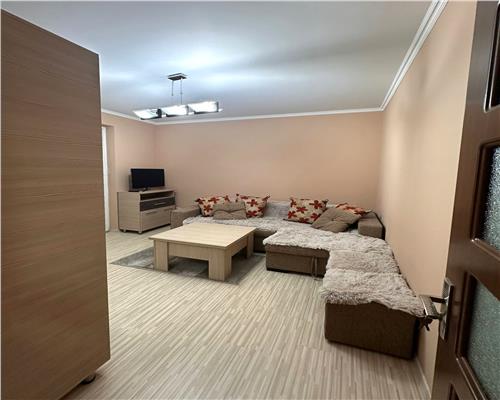 Garsoniera decomandata cu balcon in zona Turnisor