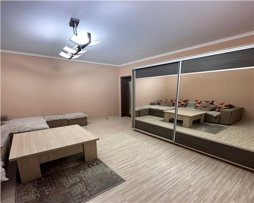 Garsoniera decomandata cu balcon in zona Turnisor