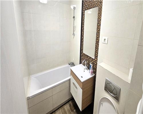 Apartament 2 camere decomandat 50mp zona Vasile Aaron