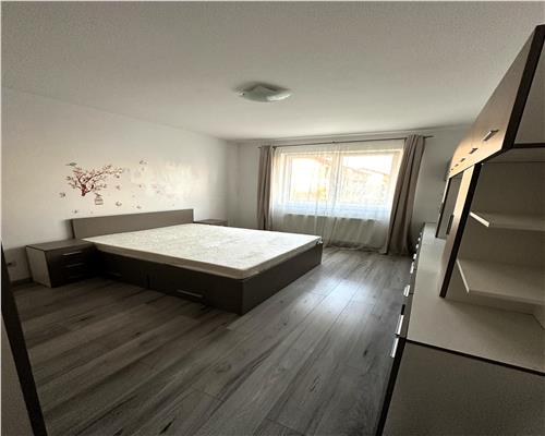 Apartament 2 camere 50mp decomandat parcare balcon zona Mandra