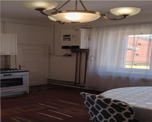 Apartament 3 camere decomandat 93mp renovat zona Orasul de Jos