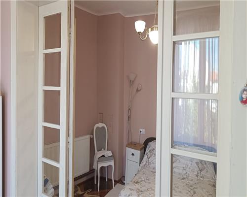 Apartament 3 camere decomandat 93mp renovat zona Orasul de Jos