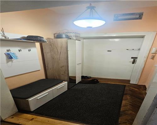 Apartament 3 camere decomandat 93mp renovat zona Orasul de Jos