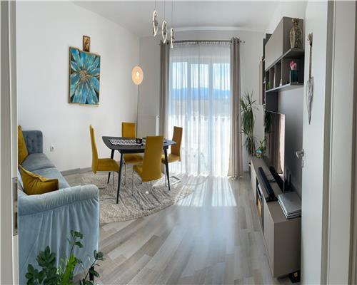 Apartament modern 2 camere etaj 2 cu balcon si pivnita in Avantgarden