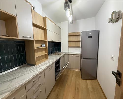 Spatiu birouri 3 camere curte 100 mp si 2 parcari Turnisor