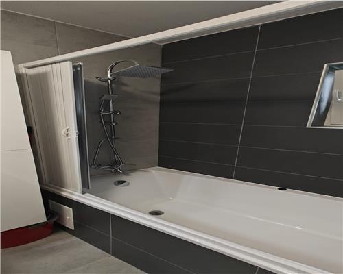 Apartament mobilat 3 camere parcare terasa zona centrala