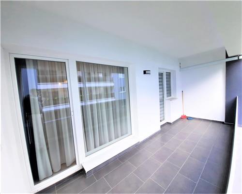 Apartament mobilat 3 camere parcare terasa zona centrala