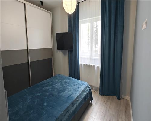 Apartament mobilat 3 camere parcare terasa zona centrala