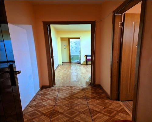 Apartament 2 camere semidecomandat 47mp zona Rahovei