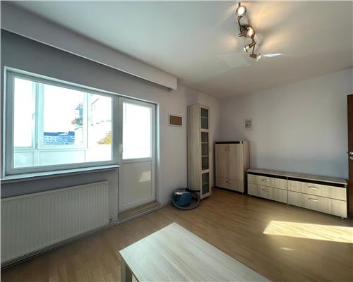 Apartament cu 4 camere 2 bai etaj 2 in Strand
