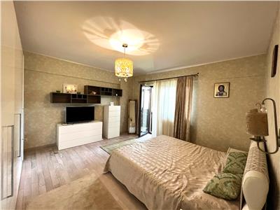 Apartament 110 mp utili 3 camere 2 bai balcon si garaj Mihai Viteazu
