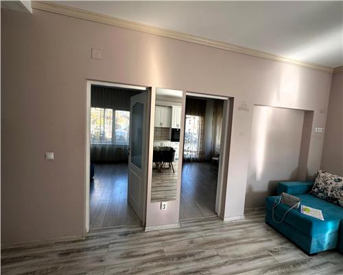 Apartament 3 camere la vila 65mp curte privata 89mp zona Trei Stejari